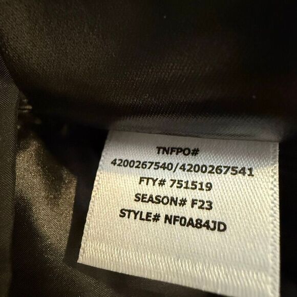 The North Face ThermoBall Eco Hoodie Pullover Style size XL - Picture 12 of 12